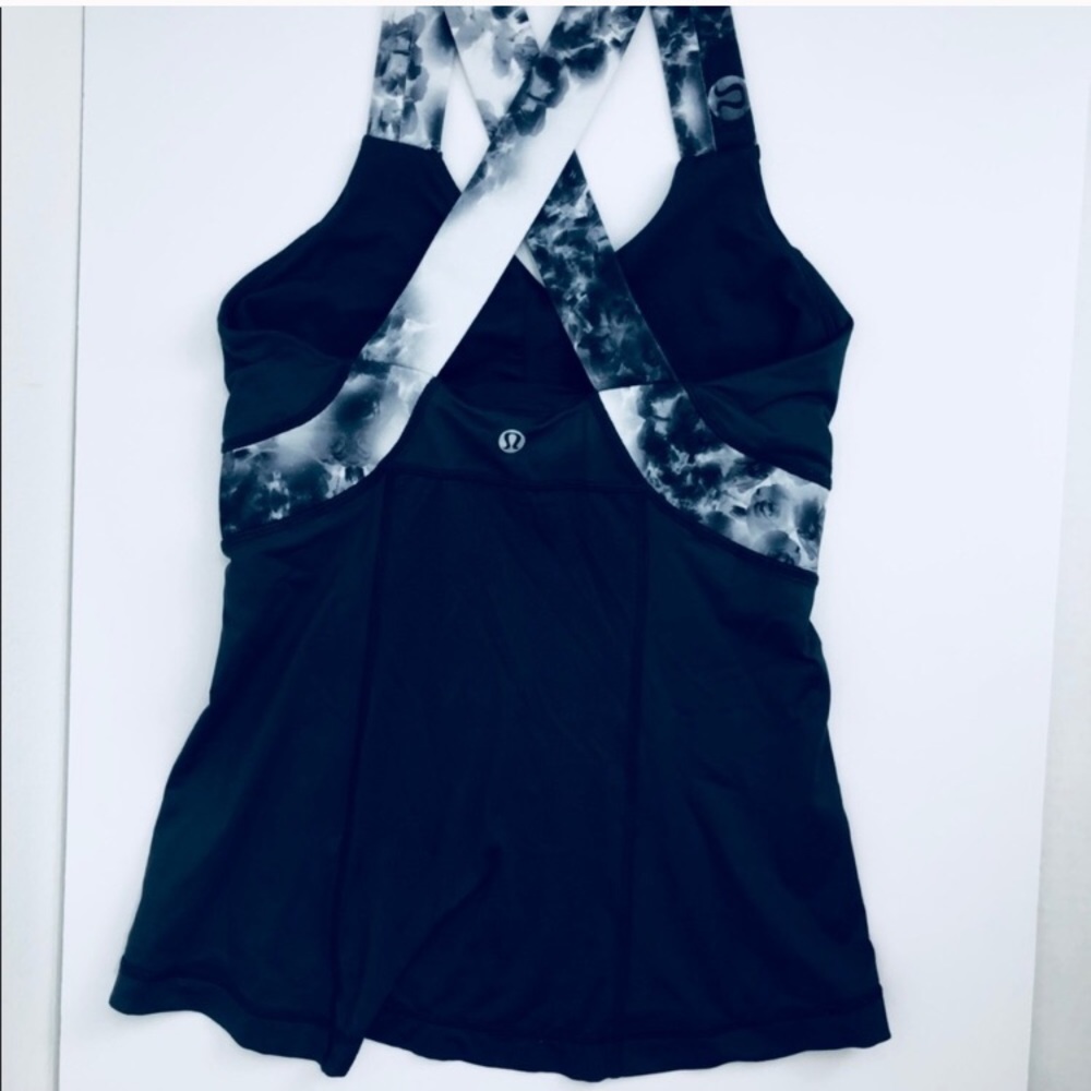 Lulu lemon tank top - Picture 2 of 4